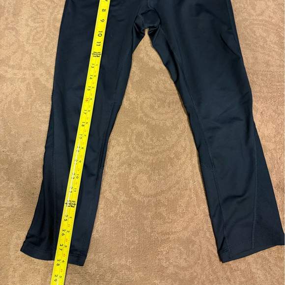 Nike Black Leggings - Picture 4 of 5